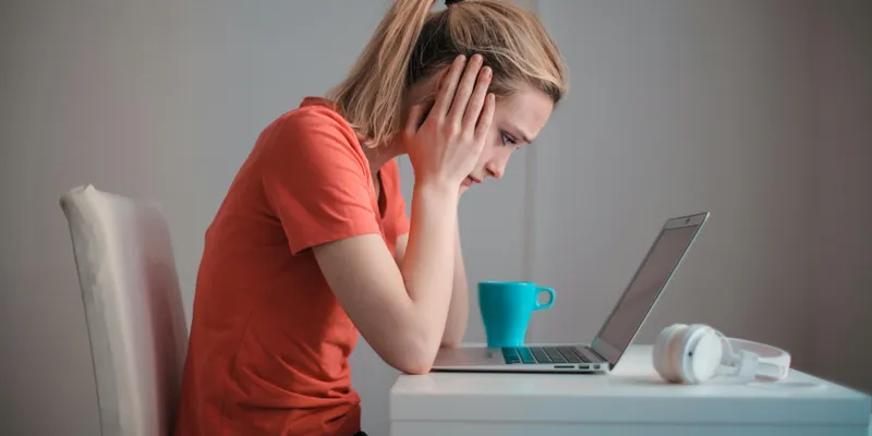 The Great Trust Exodus: How Layoffs Turned Workplaces into Comedy Clubs